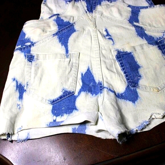 Vintage Inspired Jordache Overalls Shorts | THRASHED | Indie Style - Picture 8 of 10